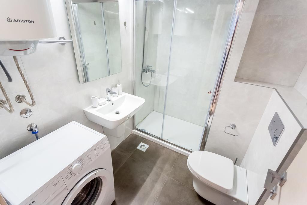 Primus Apartments Impera 부드바 객실 사진