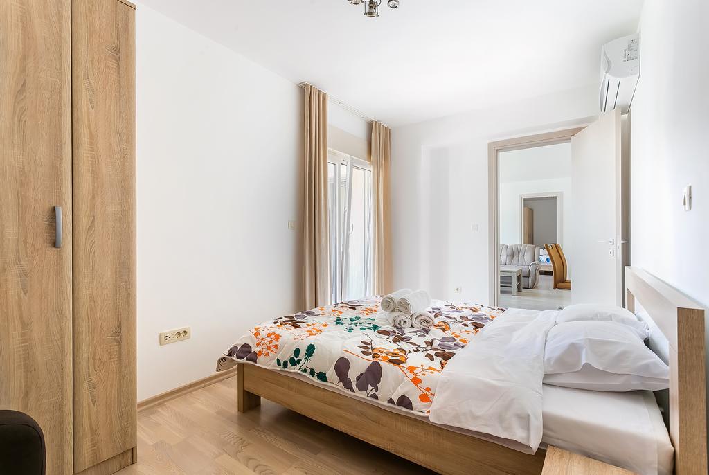 Primus Apartments Impera 부드바 객실 사진